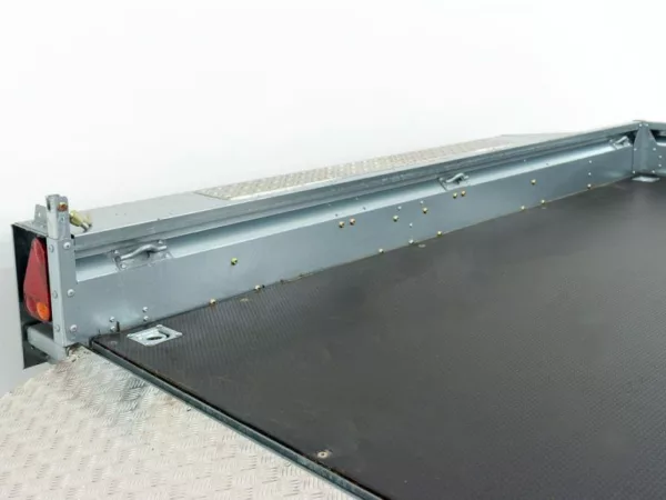Ifor Williams Baumaschinenanhänger GX105 2,7t|Auffahrrampe – Bild 7