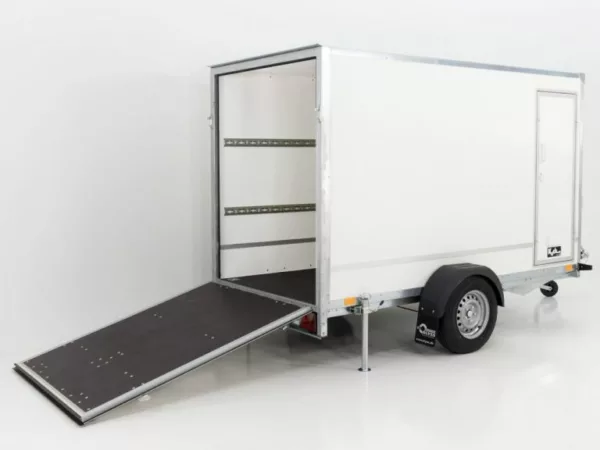 Kofferanhänger BK  Höhe:180 1,3t|Rampe|Tür|1 Fenster – Bild 5