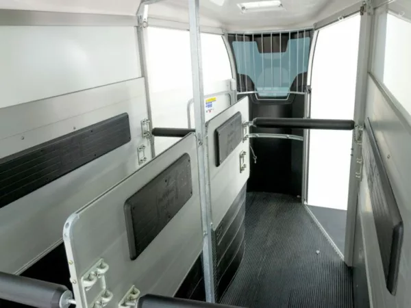 Ifor Williams Pferdeanhänger HBX 506|Frontausstieg|neues Modell|schwarz – Bild 8