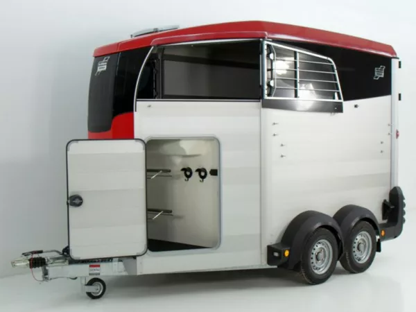 Ifor Williams Pferdeanhänger HBX 511|Sattelkammer|neues Modell|rot – Bild 3