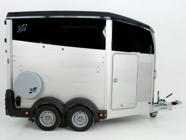 Ifor Williams Pferdeanhänger HBX 511|Sattelkammer|neues Modell|schwarz – Bild 4