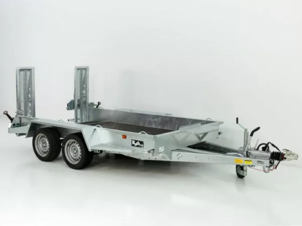 Variant Baumaschinenanhänger Maxi Load 161×305 3,5t|Skids|Beavertail Heck – Bild 3