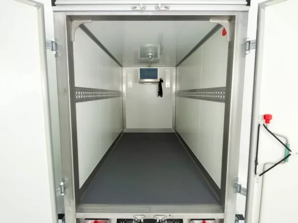 Vezeko Kühlanhänger VZ 121x244cm Höhe:150cm 1,5t – Bild 4