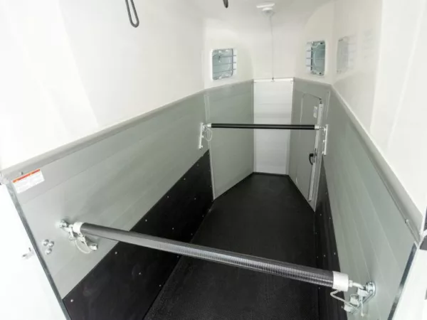 Humbaur Pferdeanhänger Single Alu 1600|Sattelkammer – Bild 6