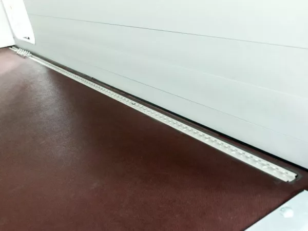 Humbaur Kofferanhänger HKPA  1,5t|Alu|Polybug|Seitentür|12 Zoll – Bild 10