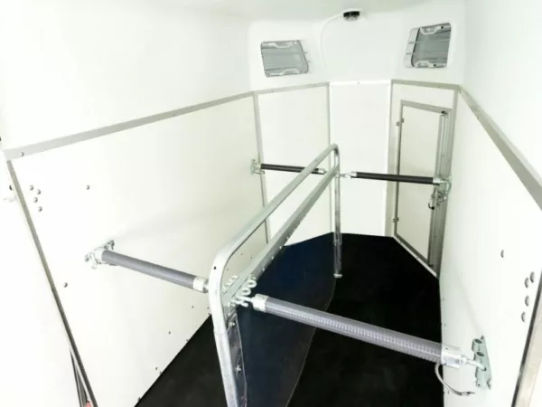 Blomert Pferdeanhänger Blomert ISI Blitz Holz – Bild 4