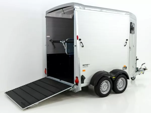 Humbaur Pferdeanhänger Notos Alu 2700 S |silber| Frontausstieg – Bild 6