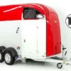 Humbaur Pferdeanhänger XANTHOS AERO 2400|rot|Sattelkammer