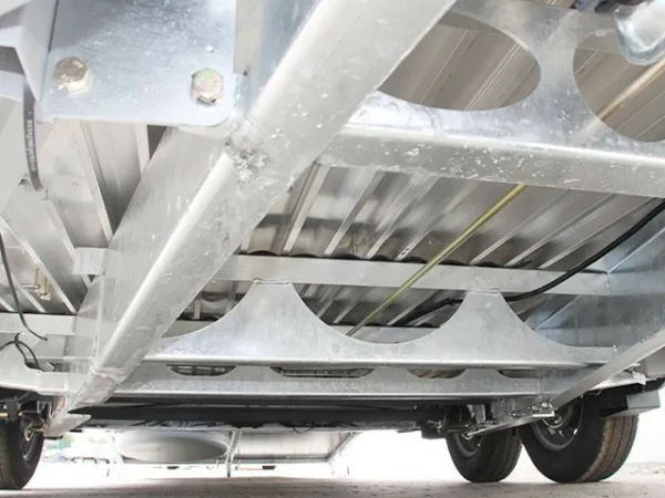 Ifor Williams Pferdeanhänger HB506|Sattelkammer|schwarz – Bild 12