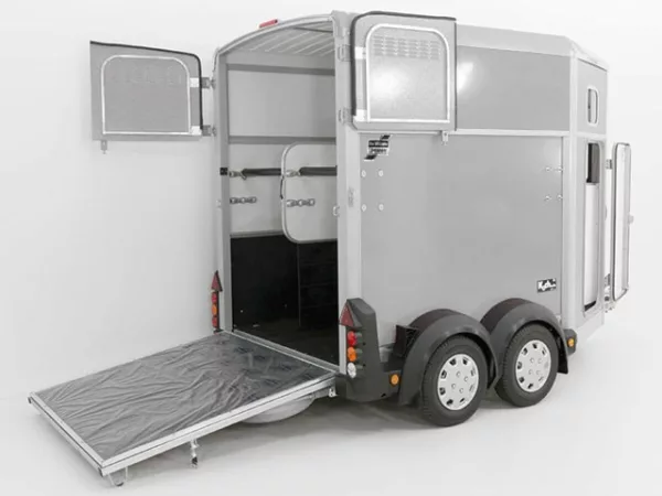 Ifor Williams Pferdeanhänger HB506|Sattelkammer|Silber – Bild 4