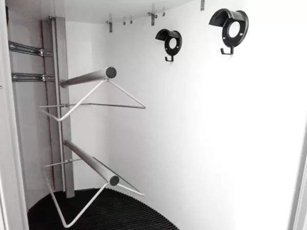 Ifor Williams Pferdeanhänger HB506|Sattelkammer|Silber – Bild 14