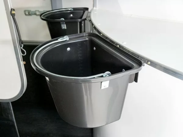 Ifor Williams Pferdeanhänger HB506|Sattelkammer|anthrazit – Bild 12