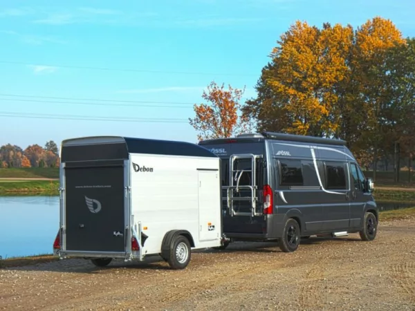 Debon Kofferanhänger Cargo  H:190cm 1,3t|Alu|Polybug|Tür|schwarz – Bild 2
