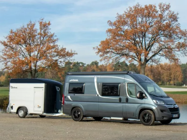 Debon Kofferanhänger Cargo  H:190cm 1,3t|Alu|Polybug|Tür|schwarz – Bild 3